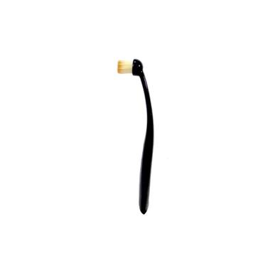 Curved Makeup Brush with Roundy Head #694