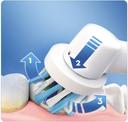 Oral-B Water Flosser Oxyjet Cleaning System + Pro 2000 Toothbrush